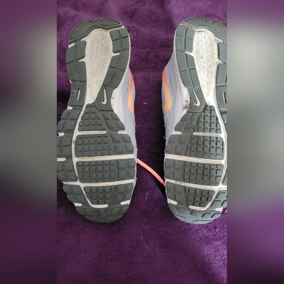 Womens Running Sneakers - Picture 5 of 5